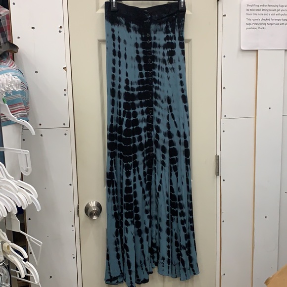 Ecote | Urban Outfitters tie dye button maxi skirt - Picture 5 of 6